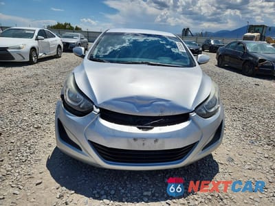 Piąte zdjęcie samochodu w środku: 2016 HYUNDAI ELANTRA SE VIN:5NPDH4AE3GH765471 - miniatura