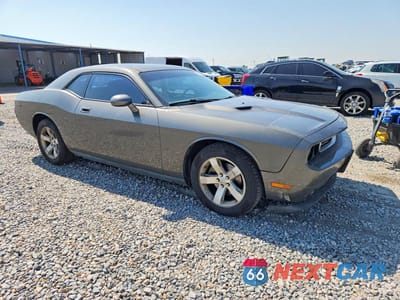 Czwarte zdjęcie samochodu z boku: 2009 DODGE CHALLENGER SE VIN:2B3LJ44V09H524220 - miniatura