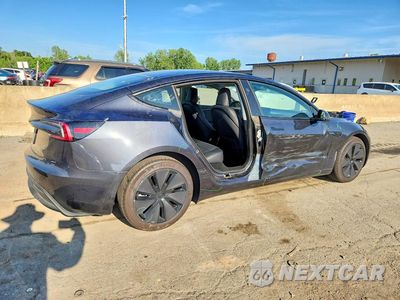 Trzecie zdjęcie samochodu z tyłu: 2024 TESLA MODEL 3 VIN:5YJ3E1EB2RF798157 - miniatura