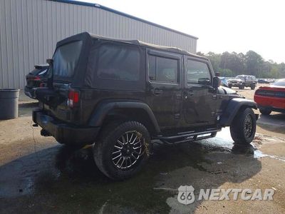 Trzecie zdjęcie samochodu z tyłu: 2015 JEEP WRANGLER UNLIMITED SPORT VIN:1C4BJWDG0FL612139 - miniatura