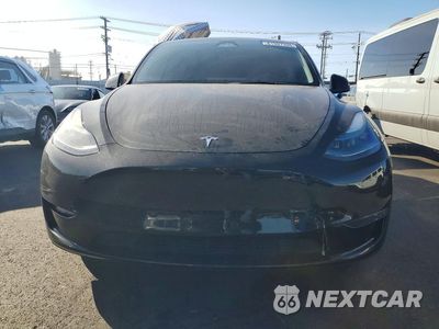 Piąte zdjęcie samochodu w środku: 2023 TESLA MODEL Y VIN:7SAYGDEEXPA169304 - miniatura