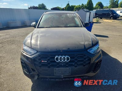 Piąte zdjęcie samochodu w środku: 2023 AUDI SQ5 PREMIUM PLUS VIN:WA1B4AFY2P2177142 - miniatura