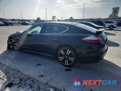 Drugie zdjęcie samochodu z przodu: 2013 PORSCHE PANAMERA S VIN:WP0AB2A74DL061202 - miniatura