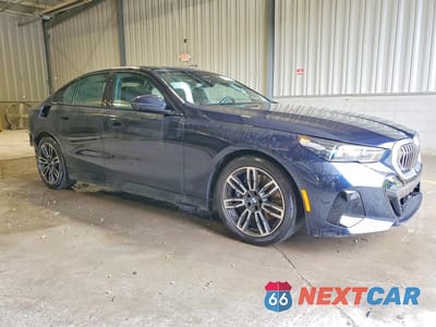 Czwarte zdjęcie samochodu z boku: 2025 BMW 540 XI VIN:WBA63FJ08SCU15519 - miniatura