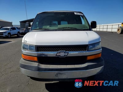 Piąte zdjęcie samochodu w środku: 2006 CHEVROLET EXPRESS G3500 VIN:1GAHG35U261198233 - miniatura
