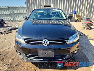 Piąte zdjęcie samochodu w środku: 2011 VOLKSWAGEN JETTA SEL VIN:3VWLX7AJ3BM035752 - miniatura