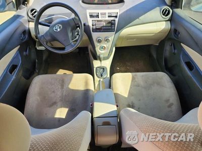 Zdjęcie 8 z 12 samochodu: 2007 TOYOTA YARIS BASE VIN:JTDBT923371116681 - miniatura