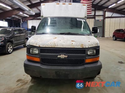 Piąte zdjęcie samochodu w środku: 2006 CHEVROLET EXPRESS G3500 VIN:1GBHG31U761190226 - miniatura