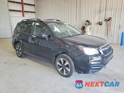 Czwarte zdjęcie samochodu z boku: 2017 SUBARU FORESTER 2.5I PREMIUM VIN:JF2SJAEC9HH409322 - miniatura