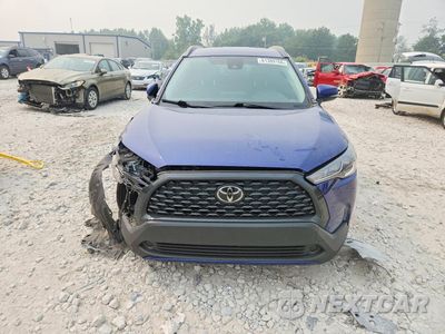 Piąte zdjęcie samochodu w środku: 2022 TOYOTA COROLLA CROSS LE VIN:7MUCAABG0NV033570 - miniatura
