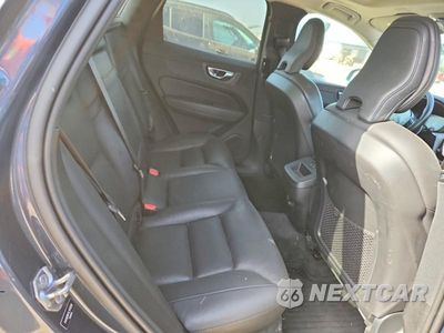 Zdjęcie 10 z 12 samochodu: 2020 VOLVO XC60 T5 MOMENTUM VIN:YV4102RK7L1416286 - miniatura
