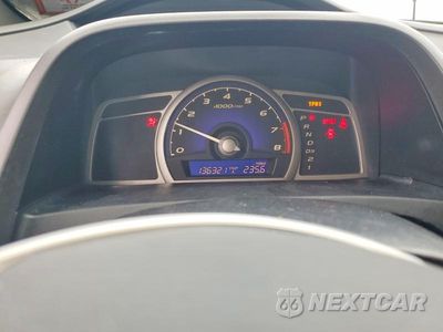 Zdjęcie 9 z 12 samochodu: 2010 HONDA CIVIC LX VIN:2HGFA1F55AH517812 - miniatura