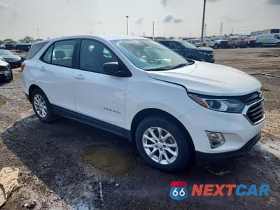 Czwarte zdjęcie samochodu z boku: 2018 CHEVROLET EQUINOX LS VIN:2GNAXREV8J6204327 - miniatura