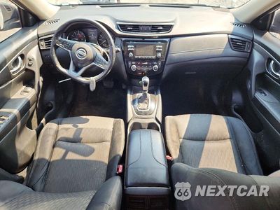Zdjęcie 8 z 12 samochodu: 2017 NISSAN ROGUE SV VIN:JN8AT2MV4HW015501 - miniatura