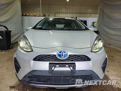 Piąte zdjęcie samochodu w środku: 2018 TOYOTA PRIUS C TWO VIN:JTDKDTB38J1607992 - miniatura
