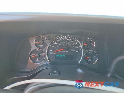Zdjęcie 9 z 12 samochodu: 2013 CHEVROLET EXPRESS 2500 CARGO DELIVERY VAN VIN:1GCWGFCAXD1108722 - miniatura