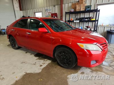 Czwarte zdjęcie samochodu z boku: 2010 TOYOTA CAMRY LE VIN:4T1BF3EK9AU021700 - miniatura
