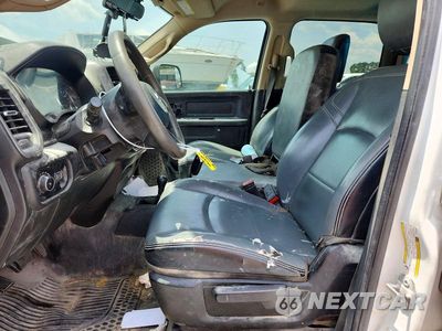 Zdjęcie 7 z 13 samochodu: 2020 RAM 3500 TRADESMAN VIN:3C63RRGL7LG158740 - miniatura