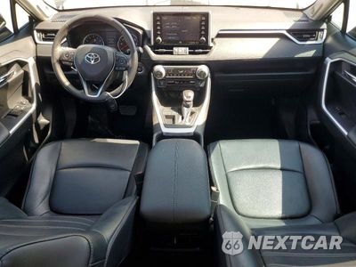 Zdjęcie 8 z 14 samochodu: 2020 TOYOTA RAV4 XLE PREMIUM VIN:2T3C1RFV8LW094307 - miniatura