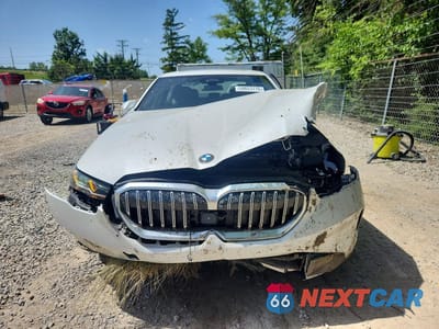 Piąte zdjęcie samochodu w środku: 2024 BMW 530 XI VIN:WBA53FJ00RCS32167 - miniatura