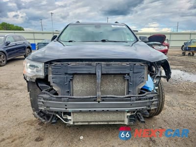 Piąte zdjęcie samochodu w środku: 2019 GMC ACADIA DENALI VIN:1GKKNPLS2KZ154342 - miniatura