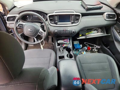 Zdjęcie 8 z 12 samochodu: 2020 KIA SORENTO S VIN:5XYPG4A55LG632910 - miniatura