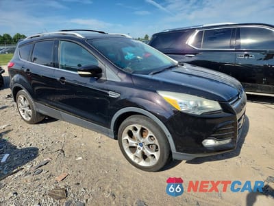 Czwarte zdjęcie samochodu z boku: 2013 FORD ESCAPE TITANIUM VIN:1FMCU9J94DUD16093 - miniatura