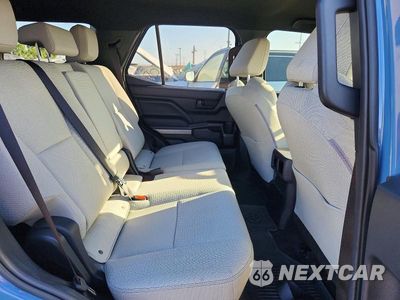 Zdjęcie 11 z 13 samochodu: 2025 TOYOTA 4RUNNER SR5 VIN:JTEVA5AR6S5006173 - miniatura