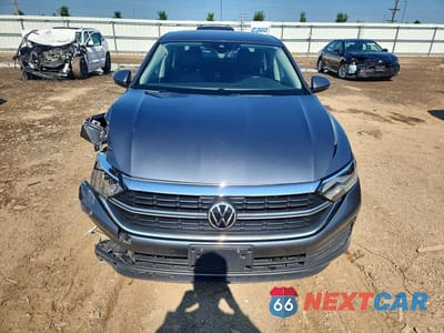 Piąte zdjęcie samochodu w środku: 2022 VOLKSWAGEN JETTA SE VIN:3VWEM7BU6NM003313 - miniatura