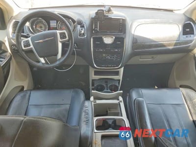 Zdjęcie 8 z 13 samochodu: 2016 CHRYSLER TOWN & COUNTRY TOURING VIN:2C4RC1BG0GR294725 - miniatura