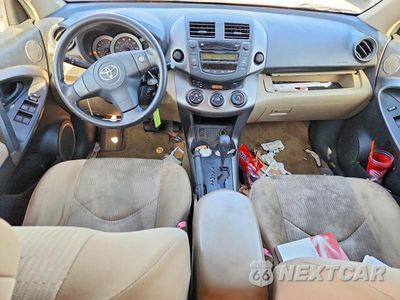 Zdjęcie 8 z 13 samochodu: 2009 TOYOTA RAV4 BASE VIN:JTMZF33V49D008722 - miniatura