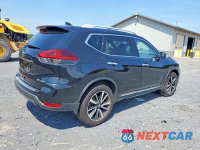 Trzecie zdjęcie samochodu z tyłu: 2019 NISSAN ROGUE SL VIN:5N1AT2MV3KC714456 - miniatura