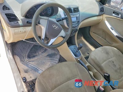 Zdjęcie 8 z 12 samochodu: 2012 HYUNDAI ACCENT GLS VIN:KMHCT4AE9CU054086 - miniatura
