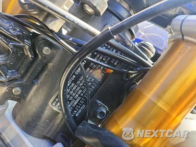 Zdjęcie 9 z 9 samochodu: 2004 SUZUKI GSX-R1000 VIN:JS1GT75A042105917 - miniatura