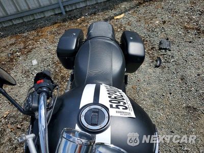 Piąte zdjęcie samochodu w środku: 2016 TRIUMPH MOTORCYCLE ROCKET III ROADSTER VIN:SMTC02L48GJ729652 - miniatura