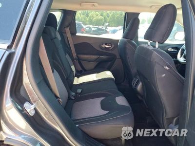 Zdjęcie 11 z 13 samochodu: 2014 JEEP CHEROKEE LATITUDE VIN:1C4PJMCB4EW268473 - miniatura