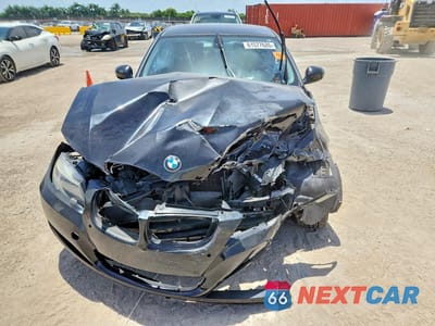 Piąte zdjęcie samochodu w środku: 2011 BMW 328 I VIN:WBAPH7C52BE675052 - miniatura