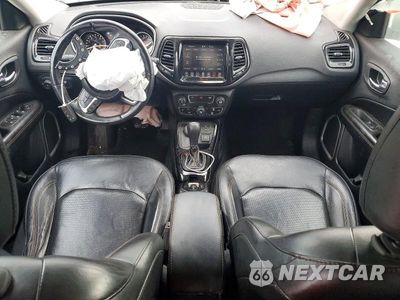Zdjęcie 8 z 13 samochodu: 2019 JEEP COMPASS LIMITED VIN:3C4NJDCB0KT755064 - miniatura