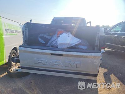 Zdjęcie 6 z 13 samochodu: 2016 RAM 2500 LARAMIE VIN:3C6UR5FL0GG248543 - miniatura