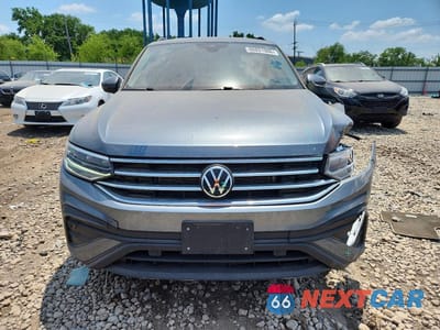 Piąte zdjęcie samochodu w środku: 2023 VOLKSWAGEN TIGUAN S VIN:3VVRB7AX3PM142583 - miniatura