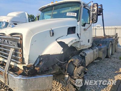 Zdjęcie 9 z 10 samochodu: 2011 MACK 800 GU800 VIN:1M2AX13C9BM012294 - miniatura