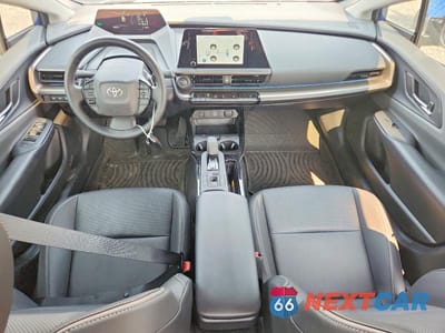 Zdjęcie 8 z 12 samochodu: 2024 TOYOTA PRIUS XLE VIN:JTDACAAU8R3026327 - miniatura