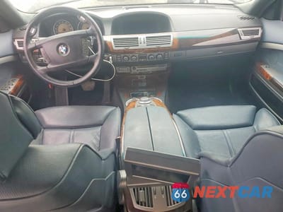 Zdjęcie 8 z 12 samochodu: 2008 BMW 760 LI VIN:WBAHN03538DD98899 - miniatura