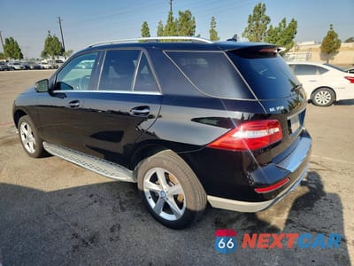 Drugie zdjęcie samochodu z przodu: 2013 MERCEDES-BENZ ML 350 4MATIC VIN:4JGDA2EB1DA200496 - miniatura