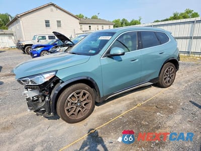 2025 BMW X1 XDRIVE28I WBX73EF05S5189389 - główne zdjęcie licytacji z USA - miniatura