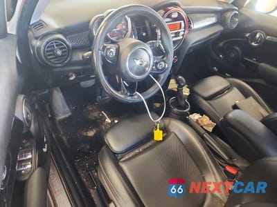 Zdjęcie 8 z 12 samochodu: 2016 MINI COOPER S VIN:WMWXU3C50G2D28223 - miniatura