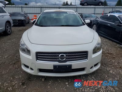 Piąte zdjęcie samochodu w środku: 2010 NISSAN MAXIMA 3.5 S VIN:1N4AA5AP2AC809760 - miniatura