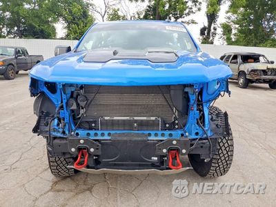 Piąte zdjęcie samochodu w środku: 2025 CHEVROLET SILVERADO K1500 ZR2 VIN:3GCUKHE8XSG277777 - miniatura