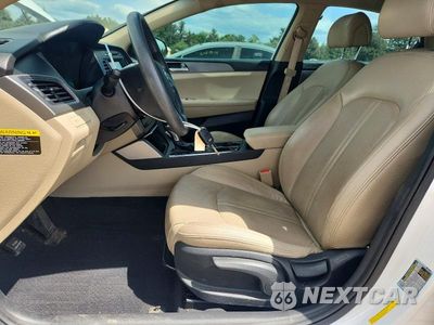 Zdjęcie 7 z 13 samochodu: 2016 HYUNDAI SONATA SE VIN:5NPE24AF0GH307854 - miniatura