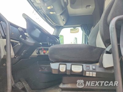 Zdjęcie 7 z 14 samochodu: 2021 FREIGHTLINER CASCADIA 126 SEMI TRUCK VIN:3AKJHHDR9MSMT8568 - miniatura